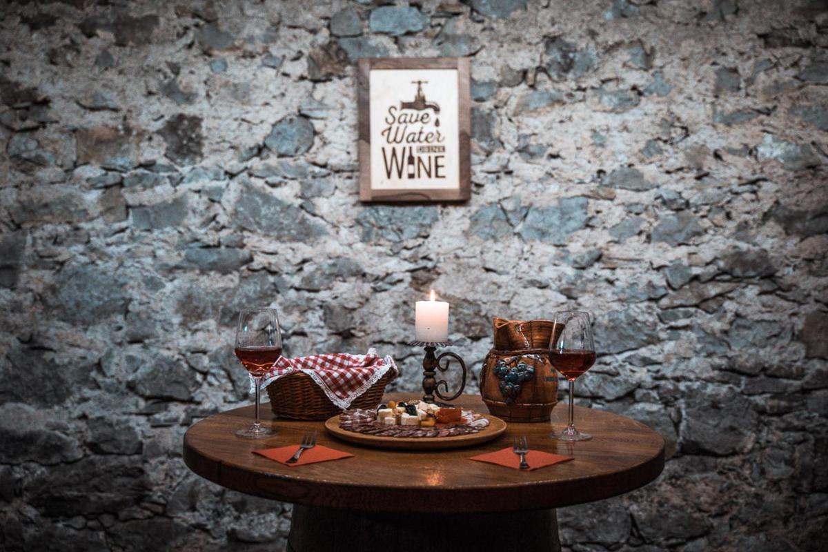 Vineyard Cottage Skatlar ออโตเชช ภายนอก รูปภาพ